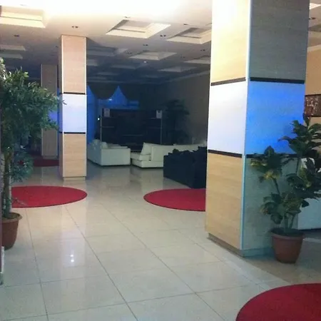 Hotel Madi