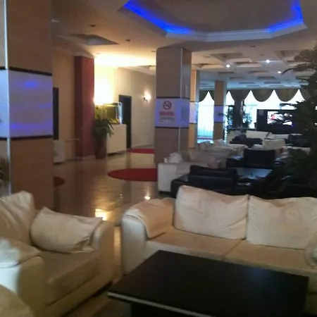 Madi Hotel